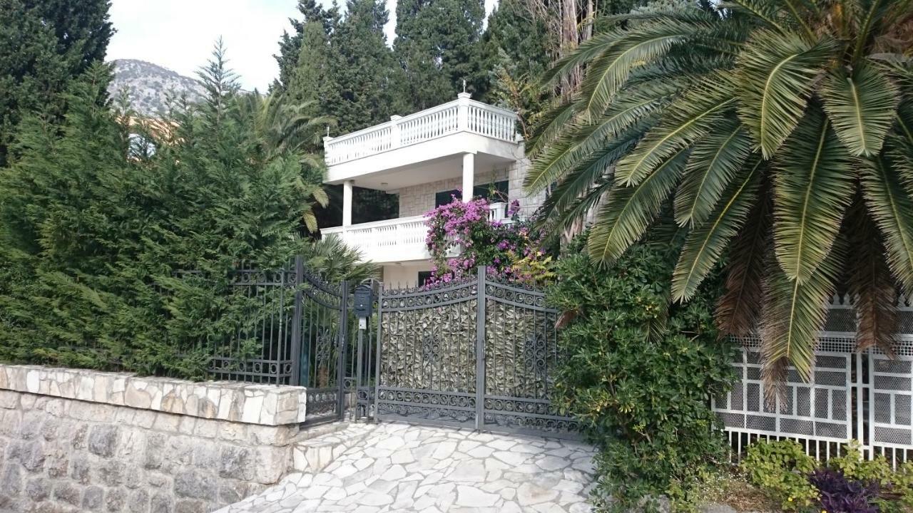 Bg Villa Apartment Xl Sutomore Extérieur photo